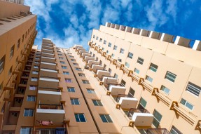 Как купить квартиру с обременением